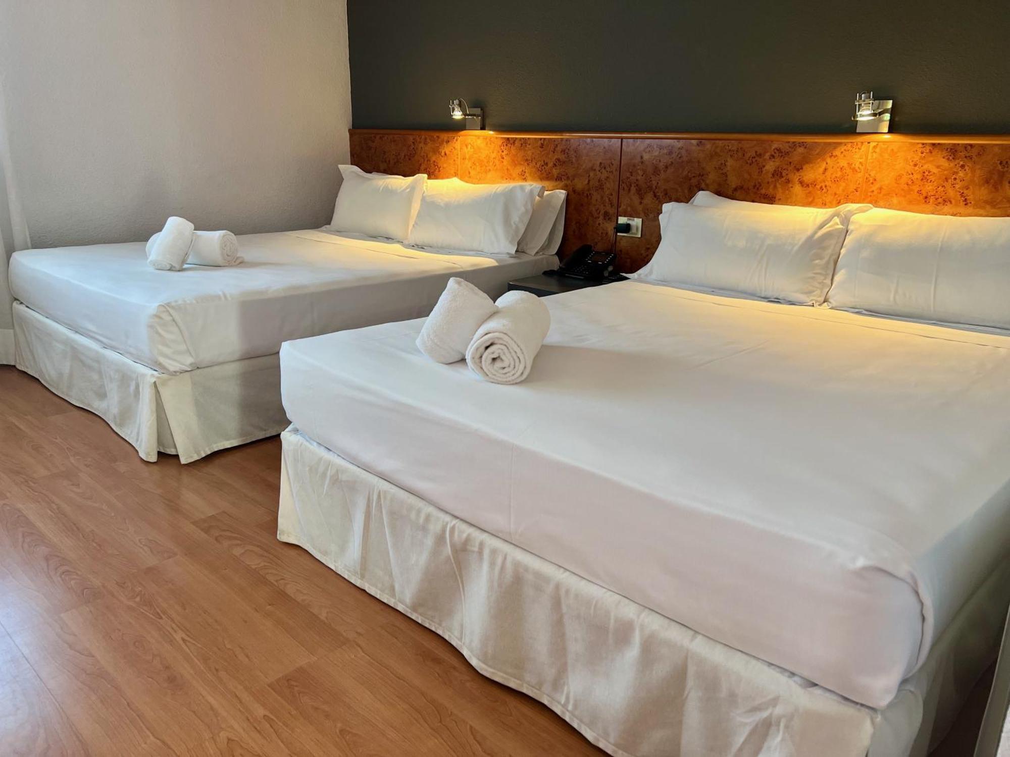 Ap Hotel Madrid Airport エクステリア 写真